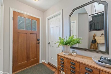 320 E Henschen St, Garner, IA 50438 - photo 5