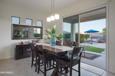 005_4911 W Faull Dr