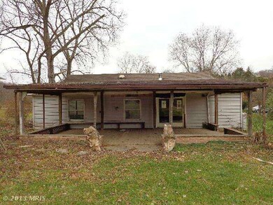 2377 Rig Rd, Moorefield, WV 26836 - photo 3