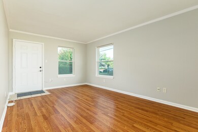 107 E Willowick Ave unit 9, Friendswood, TX 77546 - photo 5