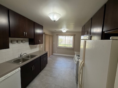 924 Surrey Dr unit 1A, Schaumburg, IL 60193 - photo 2