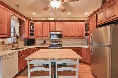 50 Washington St, Nazareth, PA 18064 - photo 5