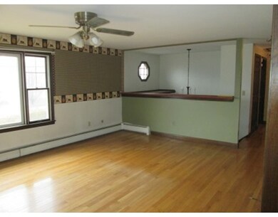 727 Chestnut Hill Ave, Athol, MA 01331 - photo 5