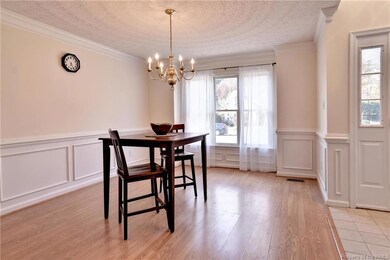 Perfect size for entertaining