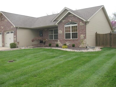 2110 Williams St, Maryville, IL 62062 - photo 2
