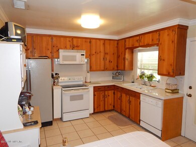 6432 Romilly Dr, Jacksonville, FL 32210 - photo 3