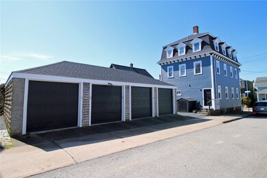 4 Car Detached Garage