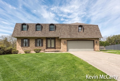 1_Front Exterior-3