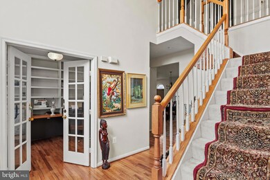 8202 Red Gate Ct, Bowie, MD 20715 - photo 3