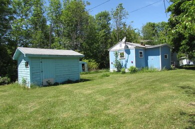 140 Main Rd Mattawamkeag 006