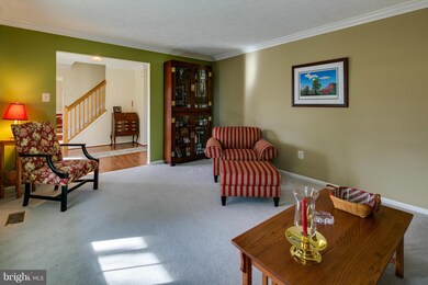 7902 James Ave, Ellicott City, MD 21043 - photo 5