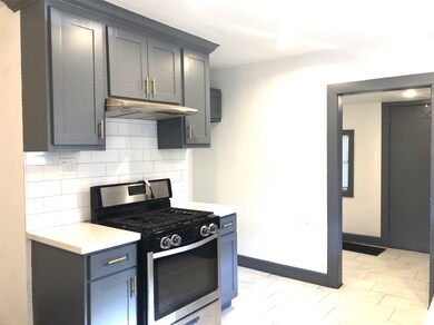 806 Caplin St, Houston, TX 77022 - photo 5