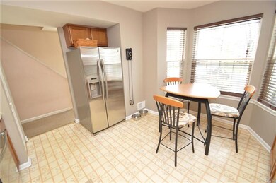 126 Quaker Dr, Bethlehem, PA 18020 - photo 5