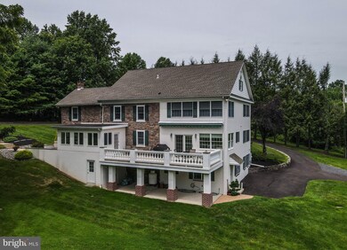 504 Sycamore Rd, Douglassville, PA 19518 - photo 2