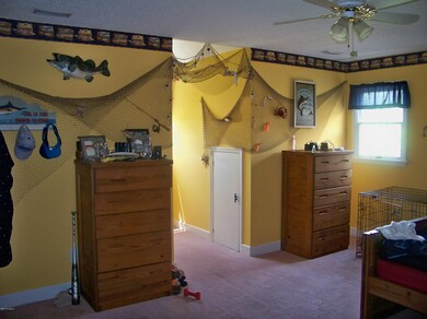 243 Gibbs Ct, Beaufort, NC 28516 - photo 7