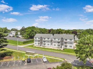 60 Village Green N unit 7, East Providence, RI 02915 - photo 2