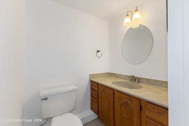 003_Powder Room