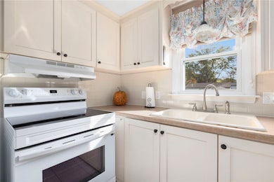 82 Doolittle St, Coventry, RI 02816 - photo 7