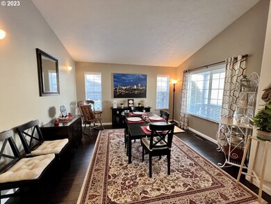 15099 SE Elm Park Dr, Clackamas, OR 97015 - photo 2