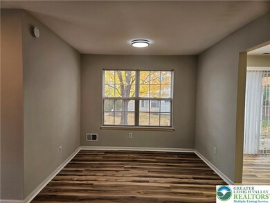 1876 Mansfield St, Hellertown, PA 18055 - photo 3