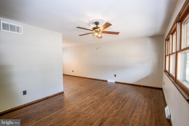 74 Walnut St, Clayton, NJ 08312 - photo 3