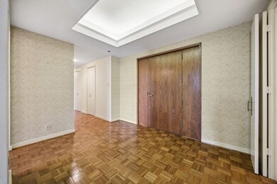 The St. James unit 605, Houston, TX 77056 - photo 5