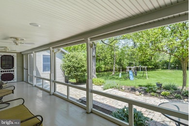 6126 Bell Station Rd, Glenn Dale, MD 20769 - photo 3