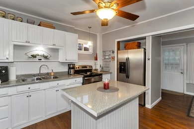 231 Wheatland Ave, Chicopee, MA 01020 - photo 4