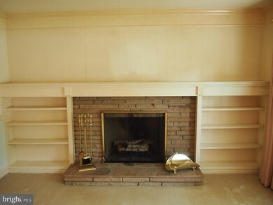 17900 Pin Oak Rd, Hagerstown, MD 21740 - photo 4