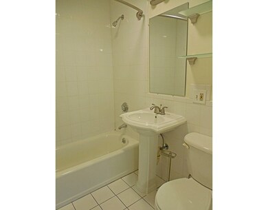 19 Pine St unit 1, Cambridge, MA 02139 - photo 4