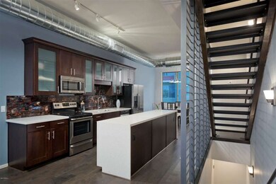 Kitchen and Deco stairs/railings