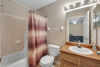 2306 Timber Oaks Ln unit 1, Tallahassee, FL 32304 - photo 7