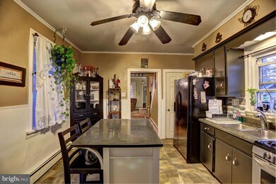 437 New Dorwart St, Lancaster, PA 17603 - photo 5