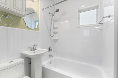 28 Hillside Ave unit 1, Everett, MA 02149 - photo 4