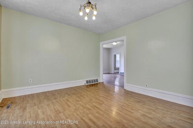 413 W Kilborn St, Lansing, MI 48906 - photo 6