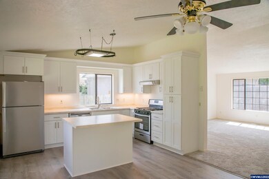 1281 Chrissy Ct S, Salem, OR 97306 - photo 3