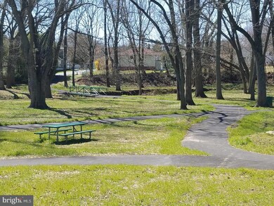 1040 Kendall Rd, Wilmington, DE 19805 - photo 4