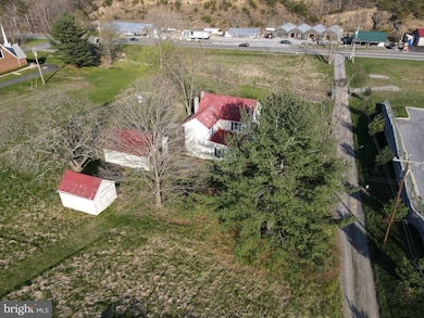 58 Kyne Ln, Berkeley Springs, WV 25411 - photo 3