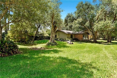 411 E Nichols St, Welsh, LA 70591 - photo 5