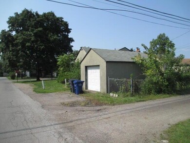 976 Elaine Rd, Columbus, OH 43227 - photo 3