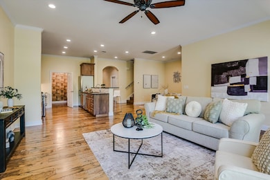 1218 Haven Ln unit 102, Georgetown, TX 78626 - photo 4