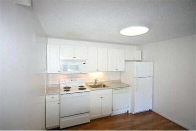 25 Clarks Rd unit 305, Amesbury, MA 01913 - photo 3