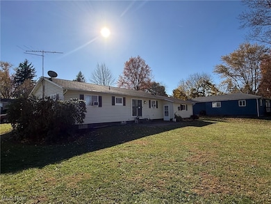 1791 Winterhaven Dr, Mogadore, OH 44260 - photo 3