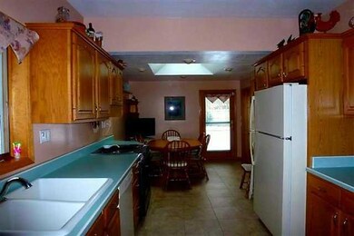 Kitchen. Double sink, lots of counters