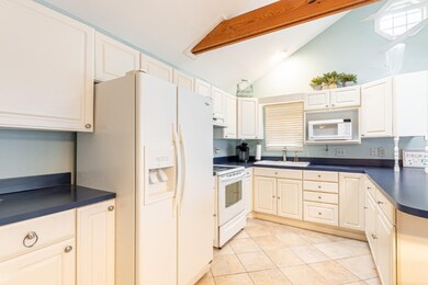 63286 Birch Rd Vandalia MI-large-009-002