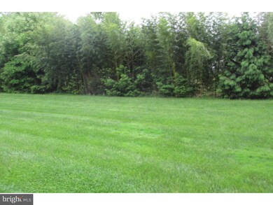 1053 Buckingham Dr, West Deptford, NJ 08086 - photo 3