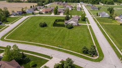 561 Wittenberg Path, Saint Joseph, MI 49085 - photo 3