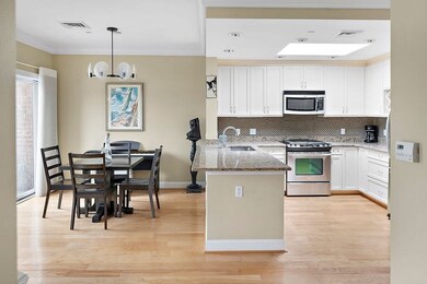 Hammonswood at Chestnut Hill unit EPH15, Chestnut Hill, MA 02467 - photo 7