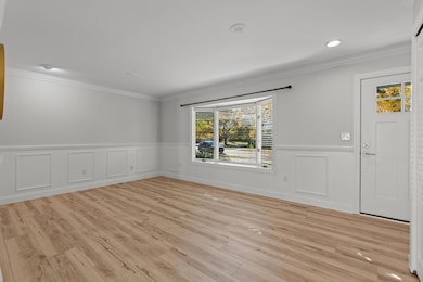 230 Selkirk St, Canton, MI 48187 - photo 4