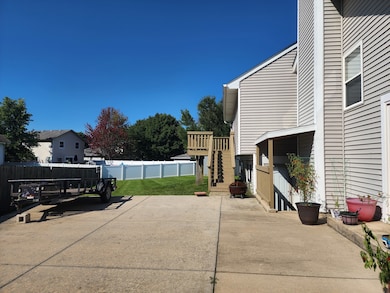 3712 Hennepin Dr, Joliet, IL 60431 - photo 2